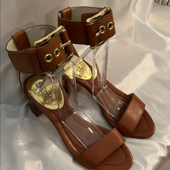 Like New! Gorgeous Michael Michael Kors Brown Calder City Sandals 👡 - Picture 5 of 10